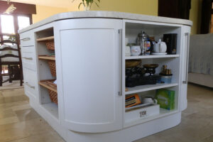 Cobnut Interiors-Kitchen Storage02
